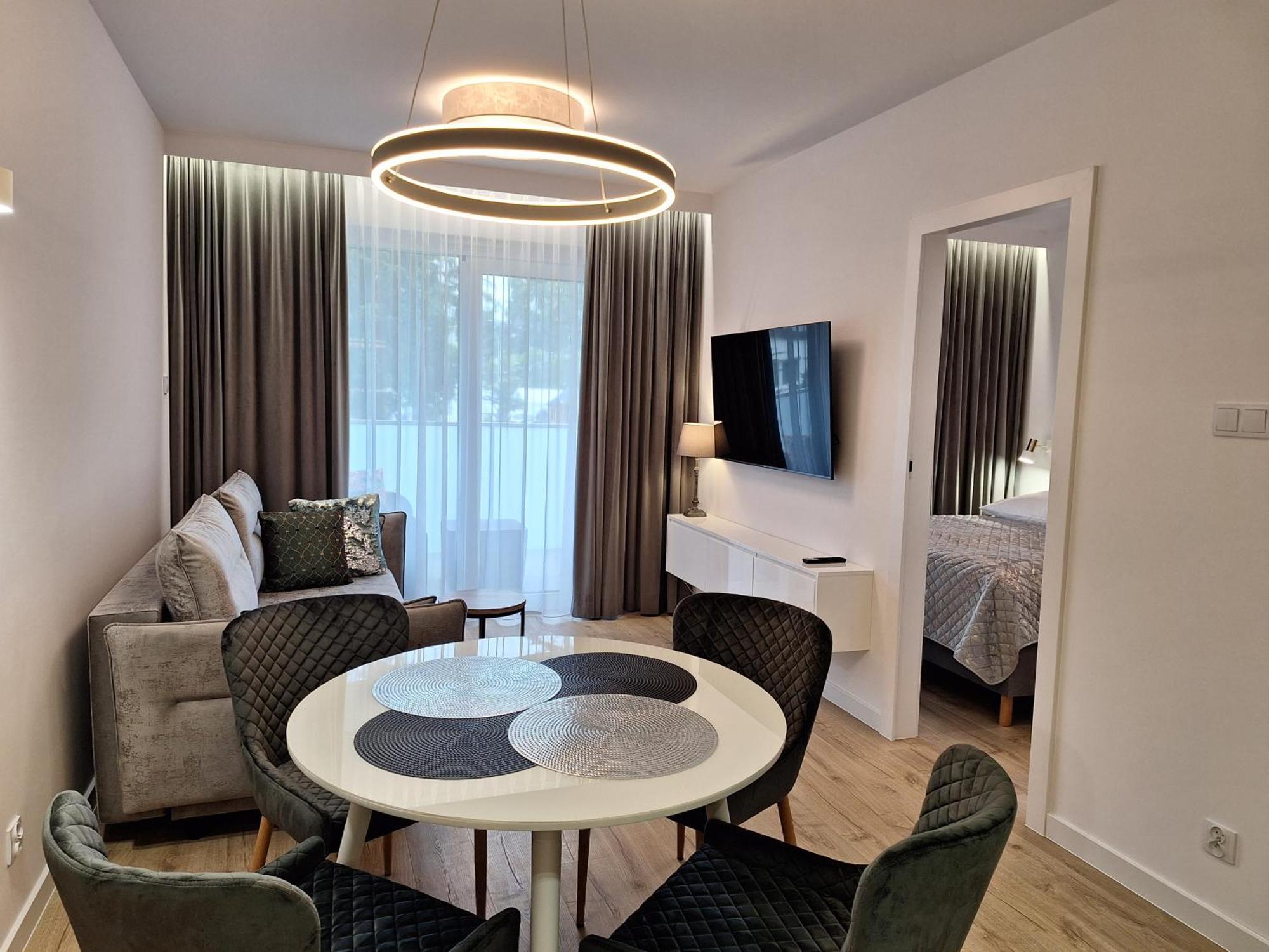 Modern White Kollataja 7a Apartment